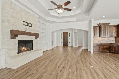 20015StoneLakeCir-8