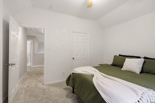 24234YelvertonGlen-27